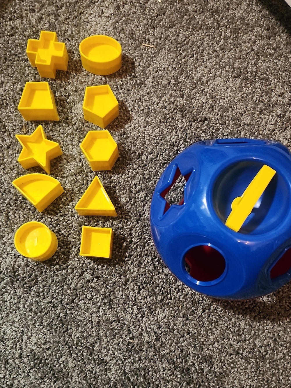 Vintage Tupperware Shape 'O' Red and Blue Ball With Yellow Shapes